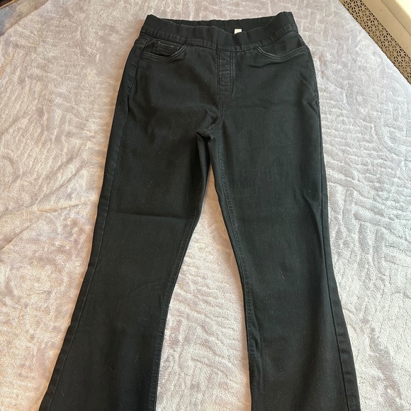 Denim and Company Jeans - Picture 1 of 7